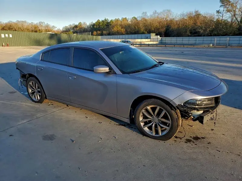 2016 DODGE CHARGER SE  