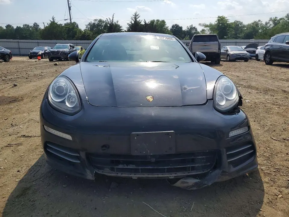 2016 PORSCHE PANAMERA 2  