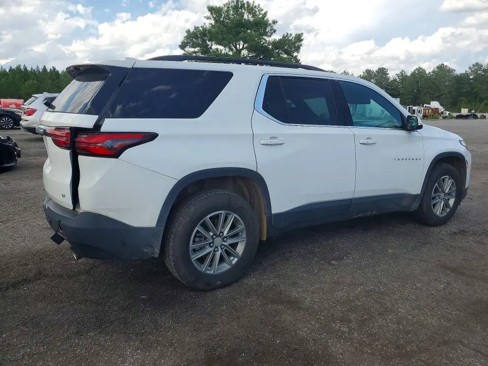 2023 CHEVROLET TRAVERSE LT  