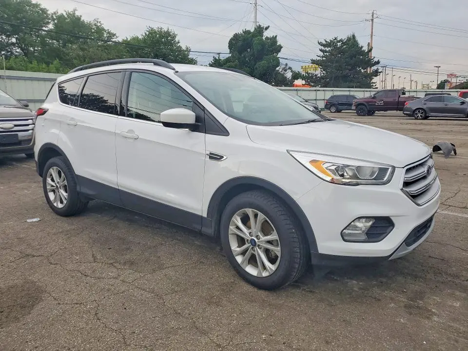 2018 FORD ESCAPE SEL  