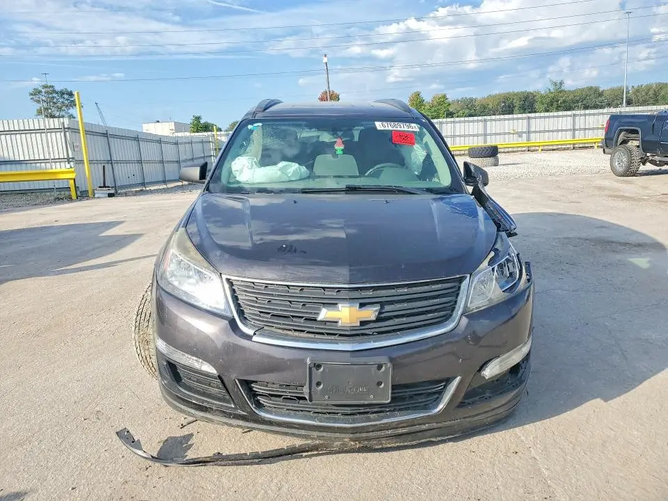 2017 CHEVROLET TRAVERSE LS  