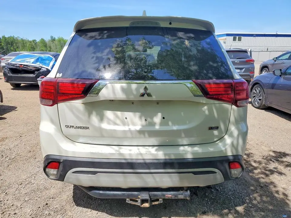 2020 MITSUBISHI OUTLANDER ES  