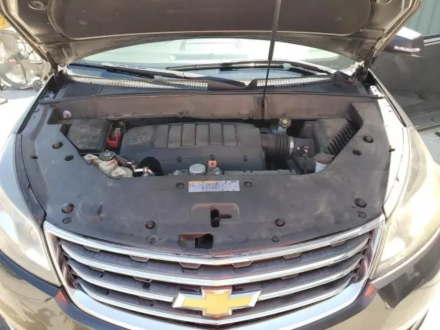 2017 CHEVROLET TRAVERSE LT  