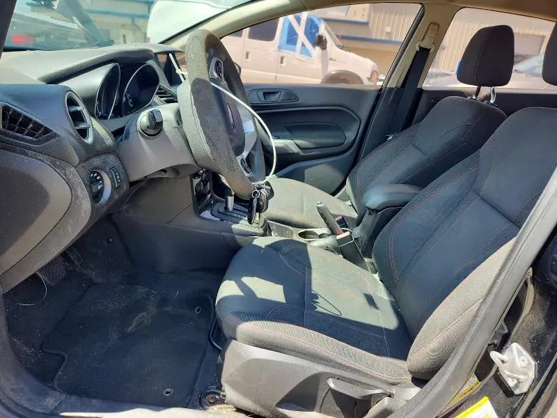 2017 FORD FIESTA SE  