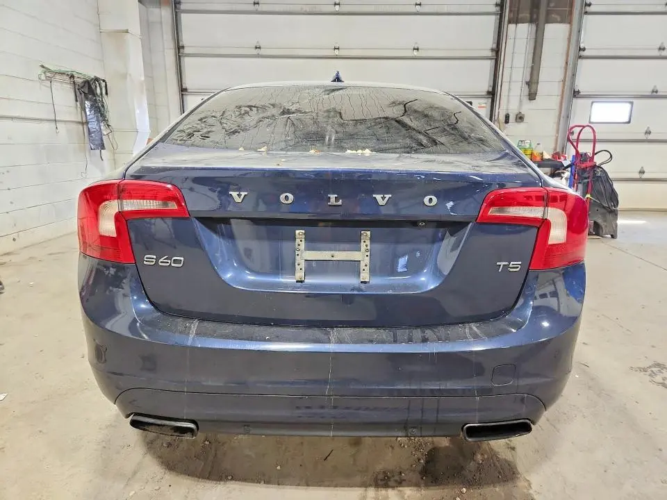 2015 VOLVO S60 PREMIER  
