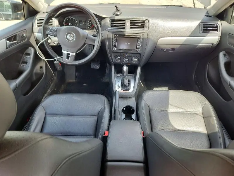 2014 VOLKSWAGEN JETTA SE  