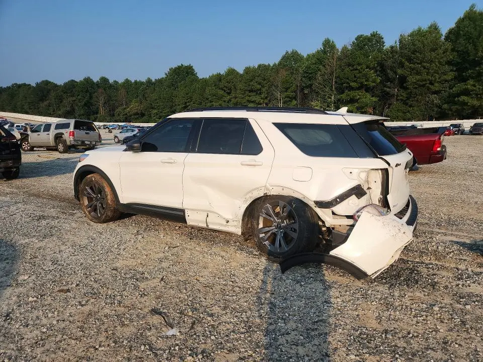 2021 FORD EXPLORER XLT  