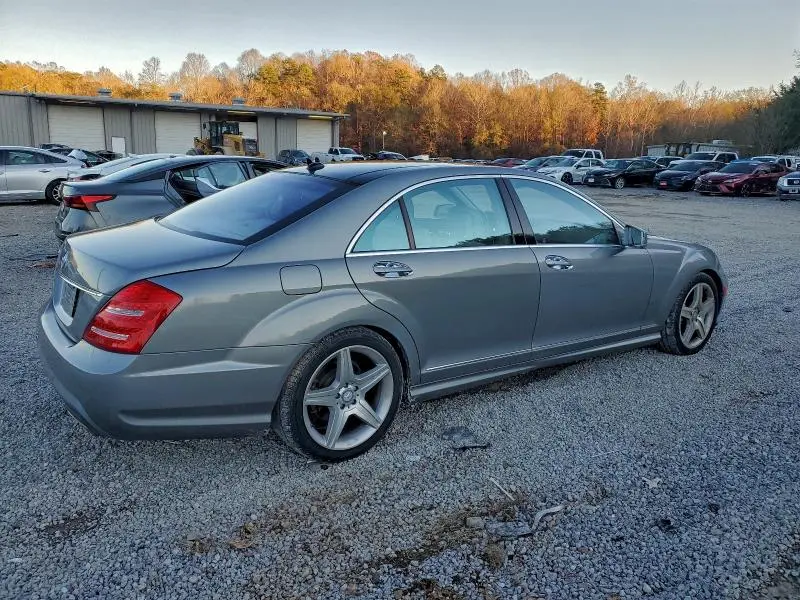 2010 MERCEDES-BENZ S 550  