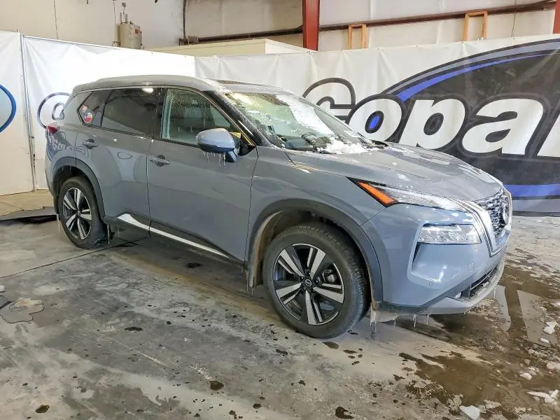 2021 NISSAN ROGUE SL  