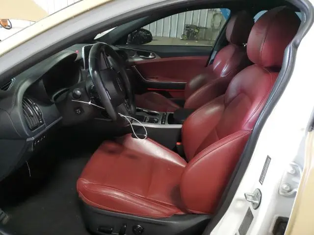 2019 KIA STINGER GT1  