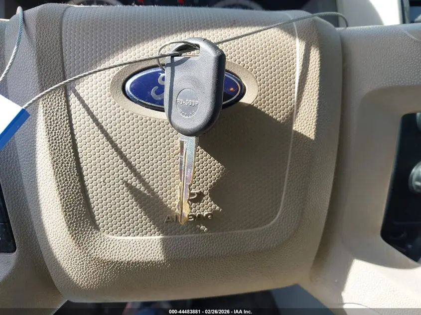 2012 FORD ESCAPE XLS