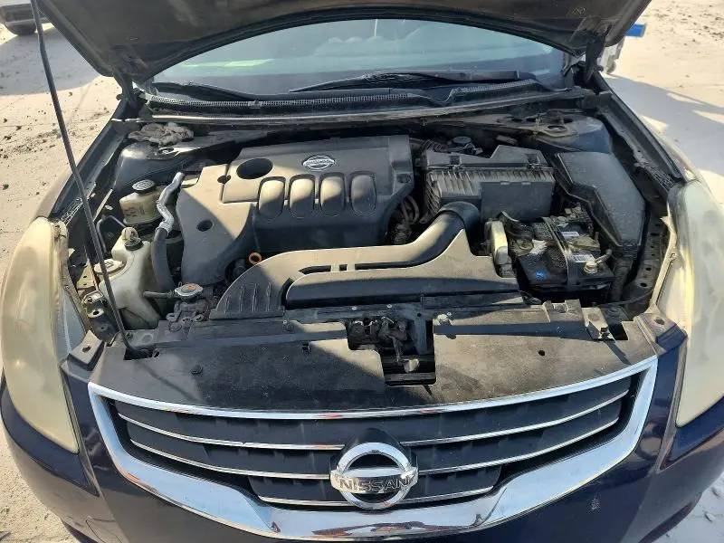 2010 NISSAN ALTIMA BASE  