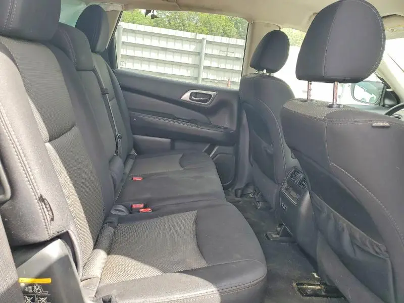 2020 NISSAN PATHFINDER SV  