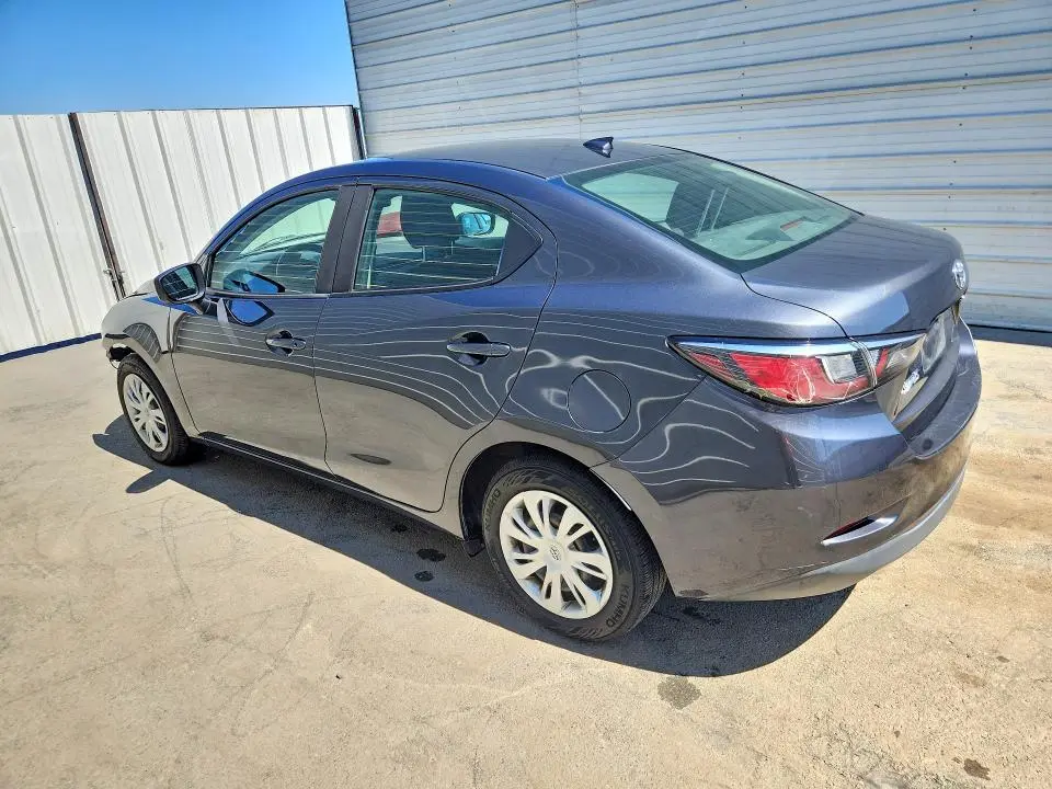 2019 TOYOTA YARIS L  