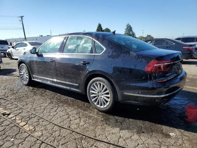 2017 VOLKSWAGEN PASSAT SE  