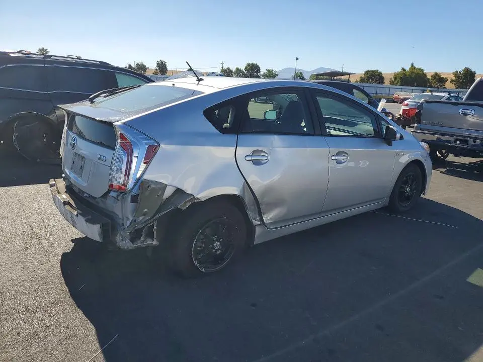 2014 TOYOTA PRIUS TWO  