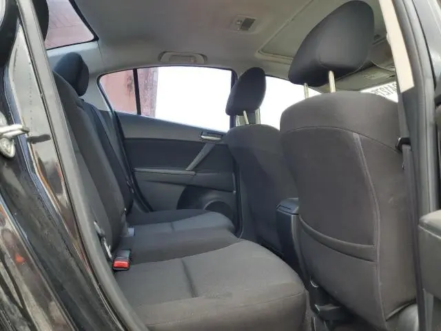 2011 MAZDA 3 I  