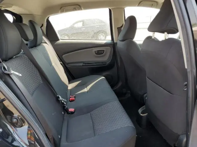 2017 TOYOTA YARIS L  