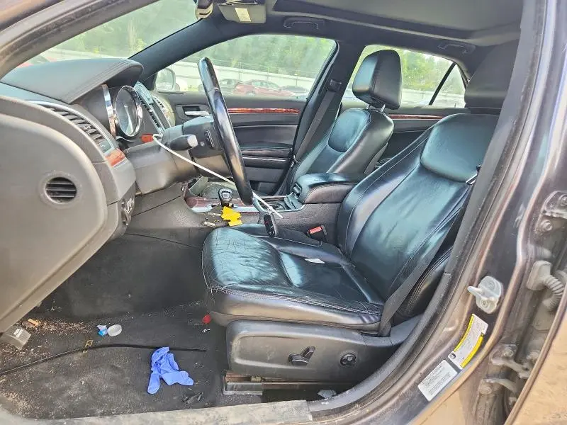 2013 CHRYSLER 300   