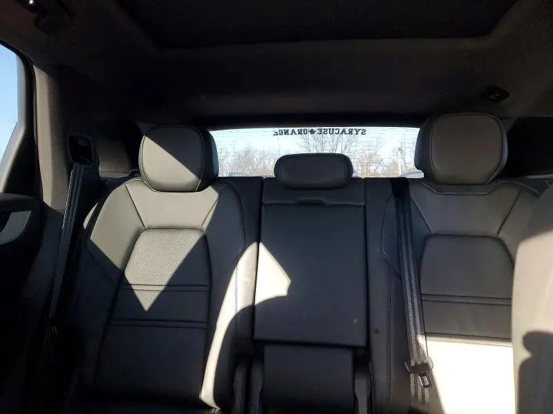 2024 PORSCHE CAYENNE S  