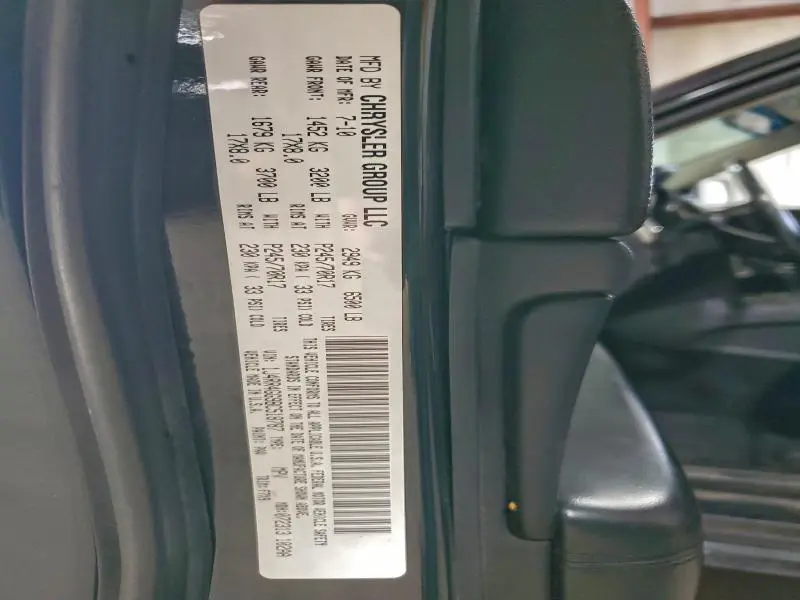 2011 JEEP GRAND CHEROKEE LAREDO  