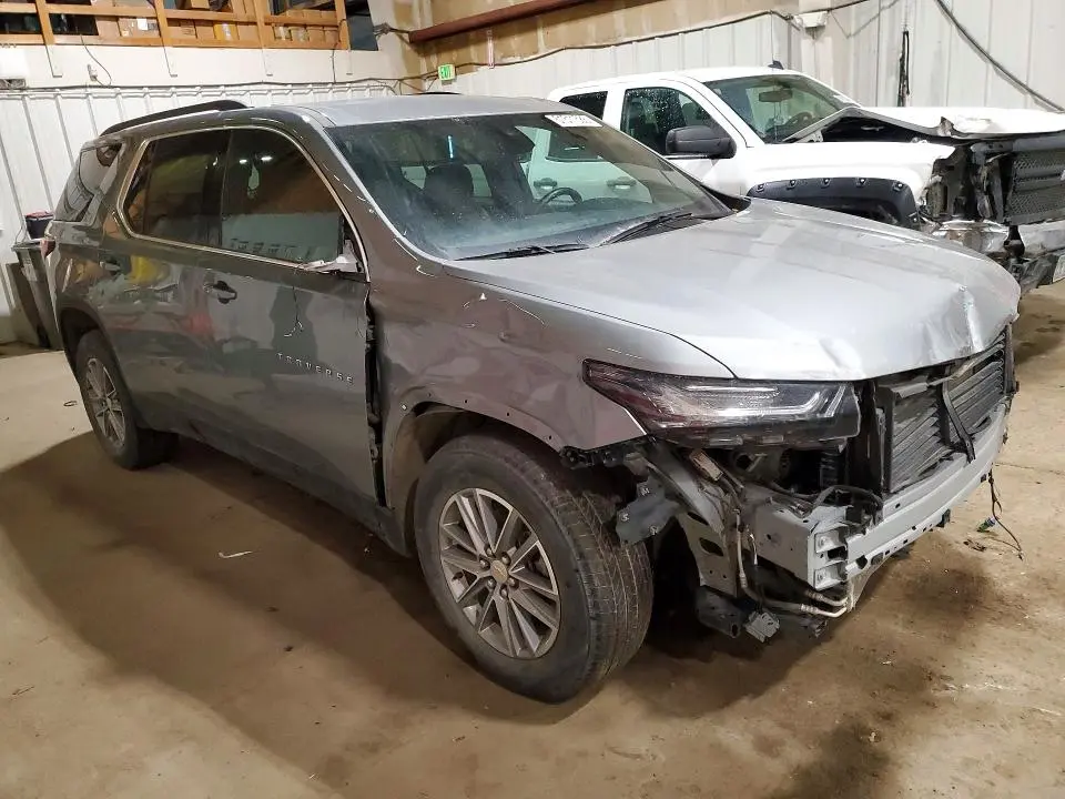 2023 CHEVROLET TRAVERSE LT  