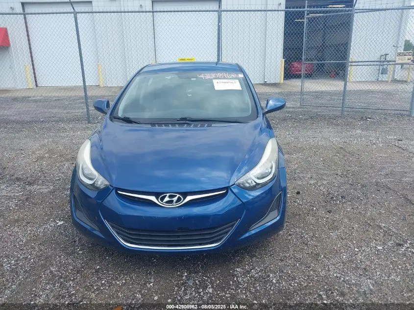 2016 HYUNDAI ELANTRA SE