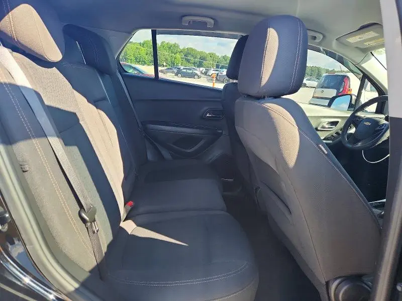 2022 CHEVROLET TRAX LS  