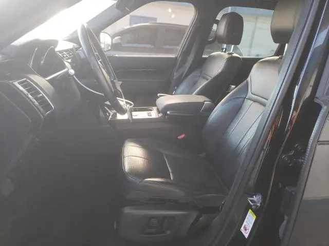 2019 LAND ROVER DISCOVERY SE  