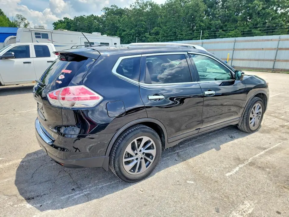 2016 NISSAN ROGUE SL  