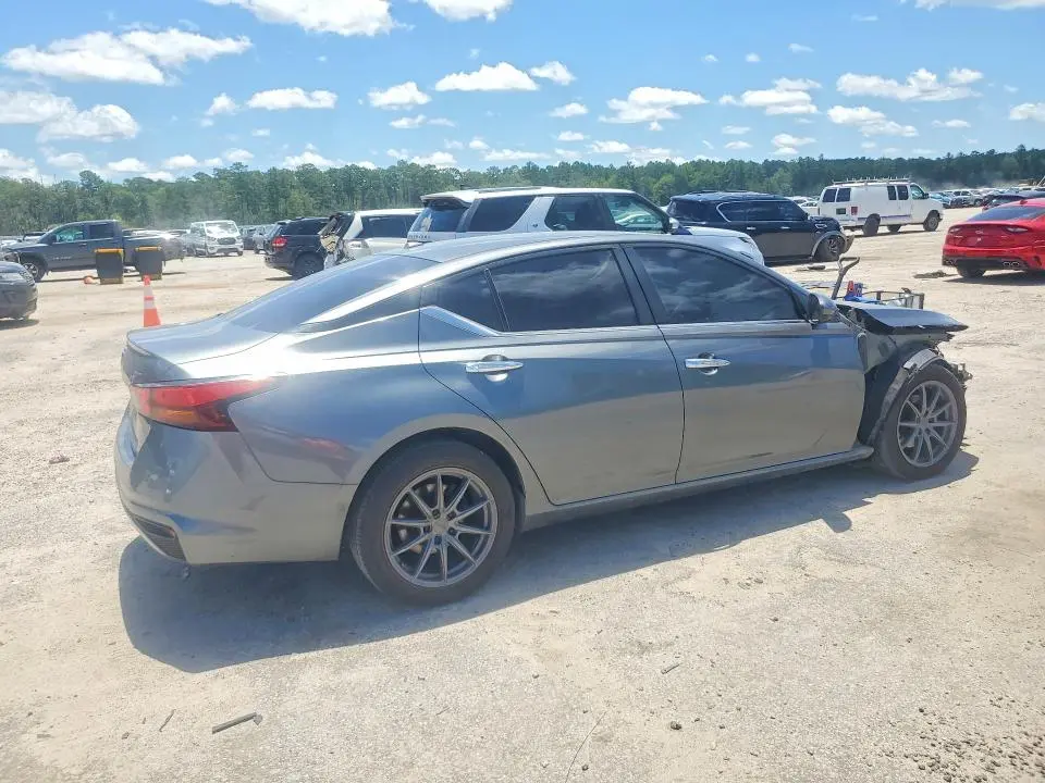 2020 NISSAN ALTIMA S  