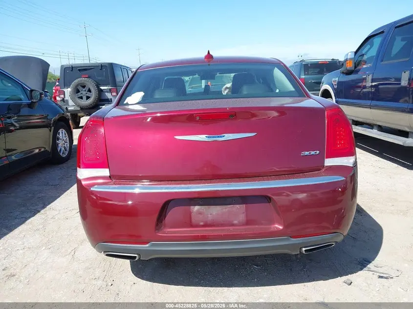 2019 CHRYSLER 300 LIMITED
