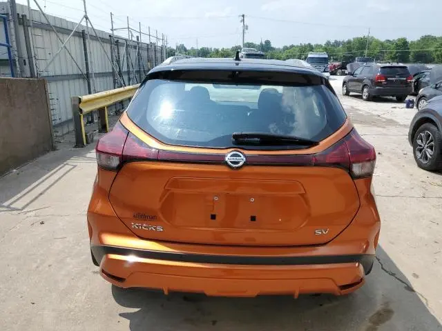 2021 NISSAN KICKS SV  