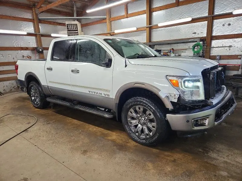 2018 NISSAN TITAN SV  