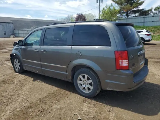 2010 CHRYSLER TOWN & COUNTRY TOURING PLUS  