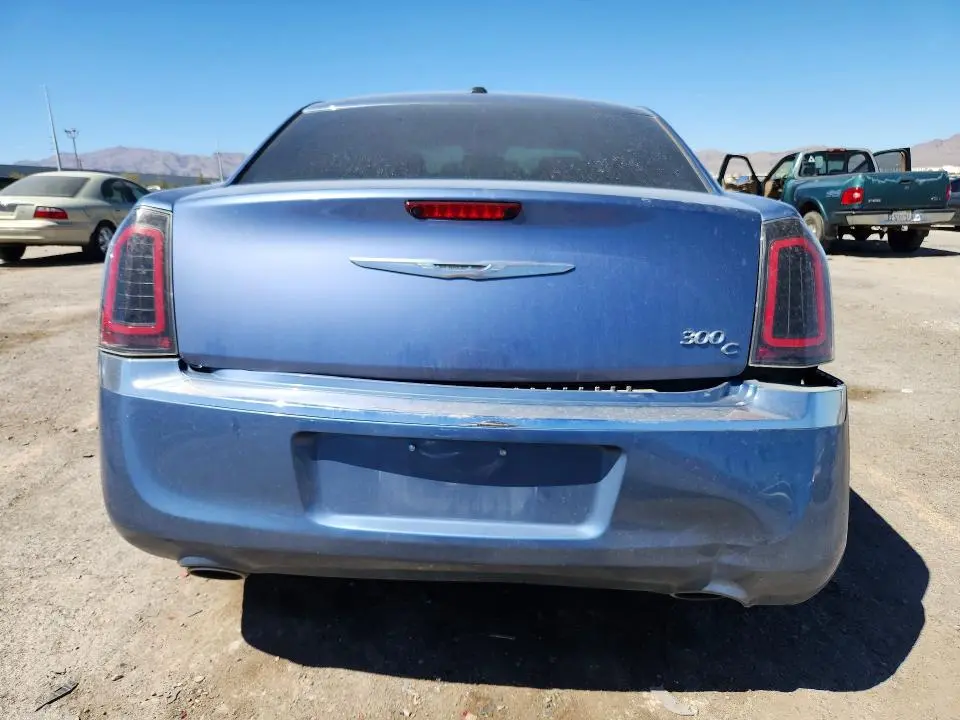 2011 CHRYSLER 300C   