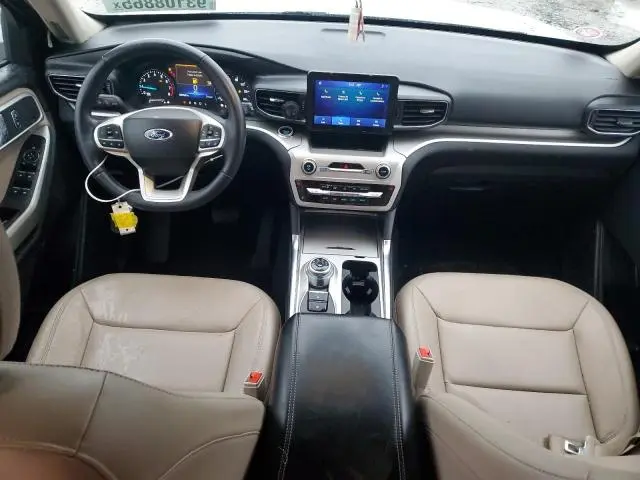 2022 FORD EXPLORER XLT  