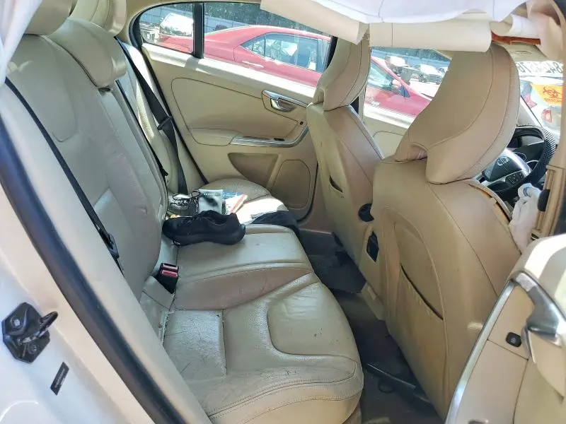 2012 VOLVO S60 T5  