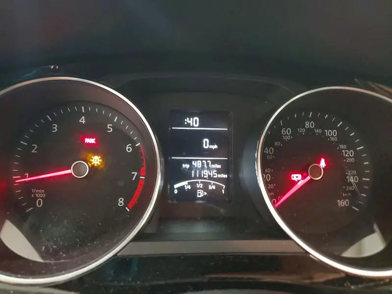 2016 VOLKSWAGEN JETTA SPORT  