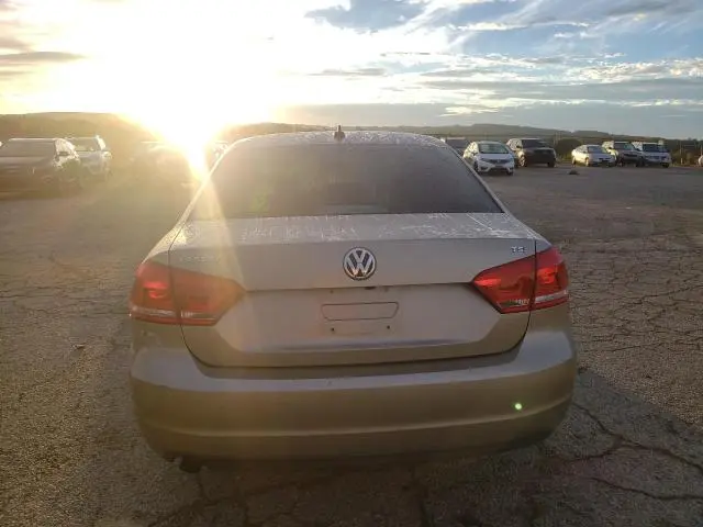 2015 VOLKSWAGEN PASSAT S  