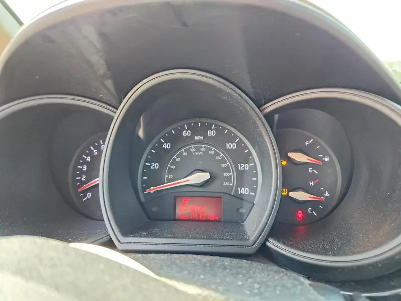 2016 KIA RIO LX  