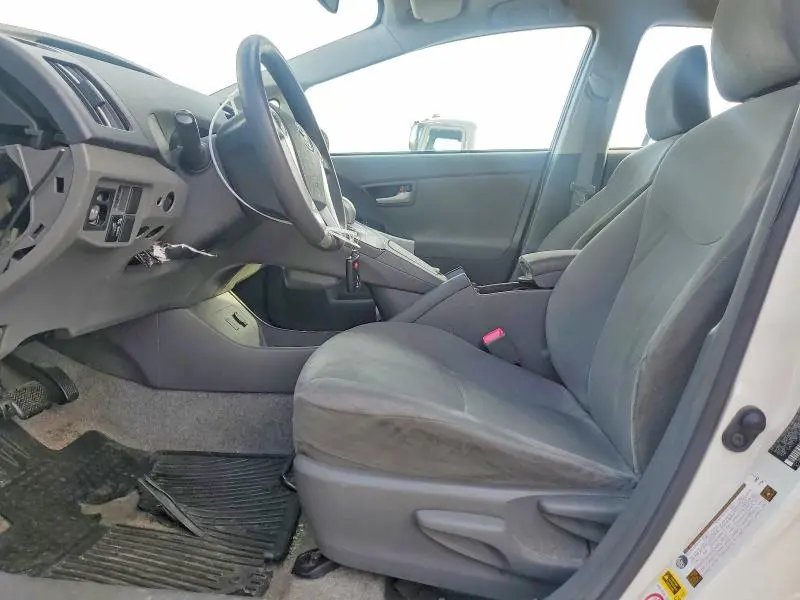 2010 TOYOTA PRIUS II  