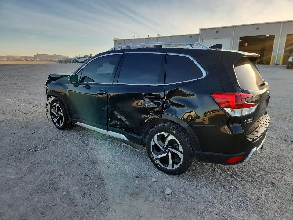 2023 SUBARU FORESTER TOURING  