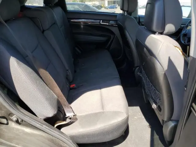 2012 KIA SORENTO BASE  