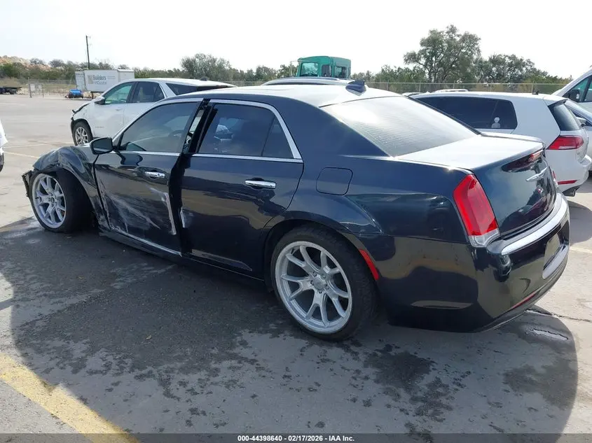 2016 CHRYSLER 300C  