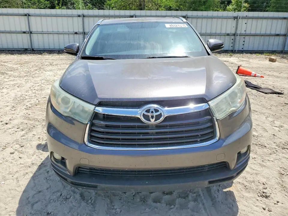 2015 TOYOTA HIGHLANDER XLE  