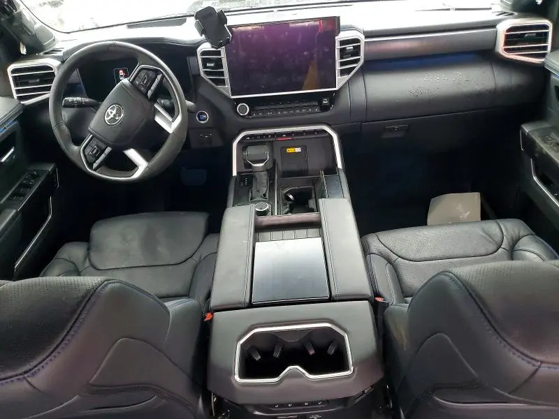 2024 TOYOTA TUNDRA CREWMAX PLATINUM  