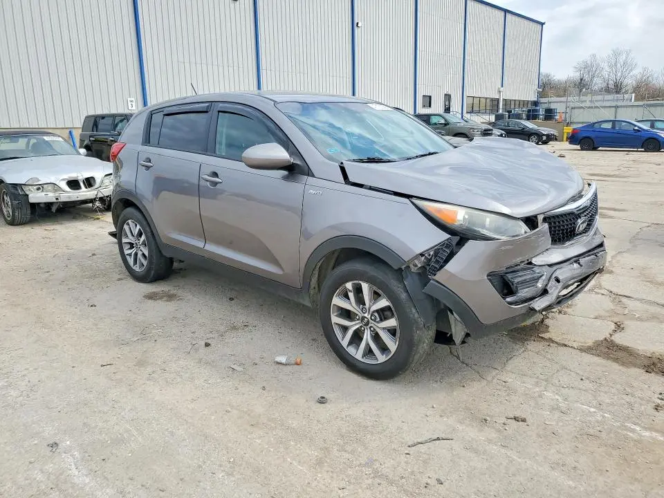 2015 KIA SPORTAGE LX  