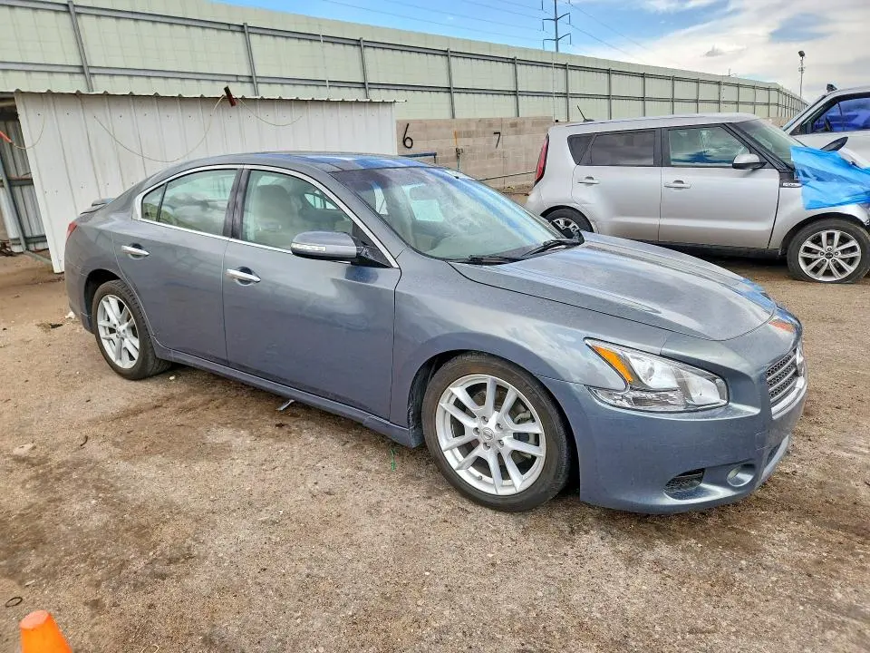 2011 NISSAN MAXIMA S/SV  