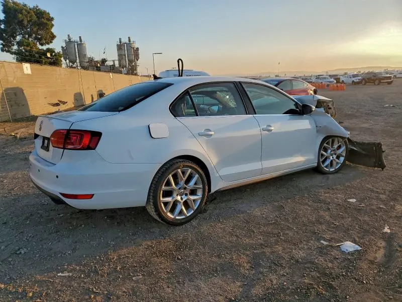 2014 VOLKSWAGEN JETTA GLI  